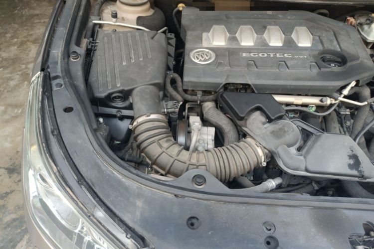 Used Buick LaCrosse 2010 2.4L Haoya Edition Engine Bay Right