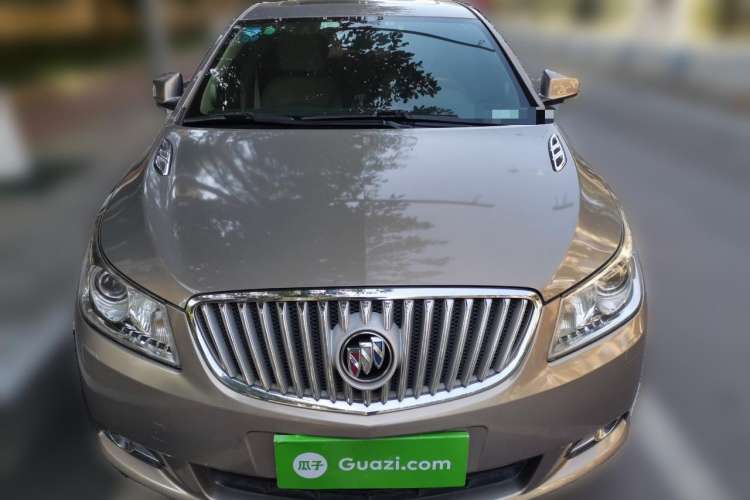 Used Buick LaCrosse 2010 2.4L Luxury Edition Front