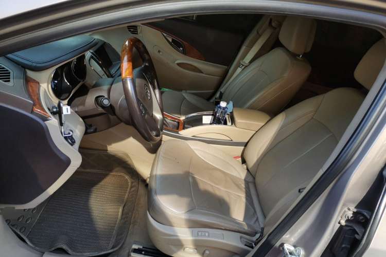 Used Buick LaCrosse 2010 2.4L Luxury Edition Left Front Seat