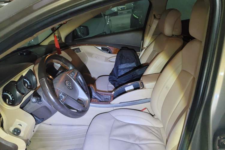 Used Buick LaCrosse 2010 2.4L Haoya Edition Left Front Seat