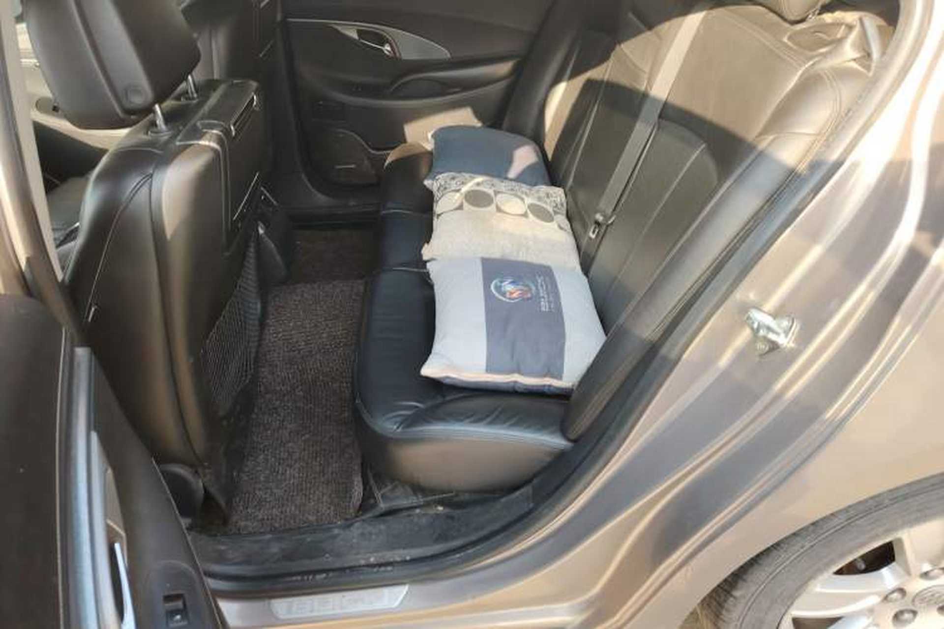 Used Buick LaCrosse 2010 3.0L Flagship Edition Left Rear Seat