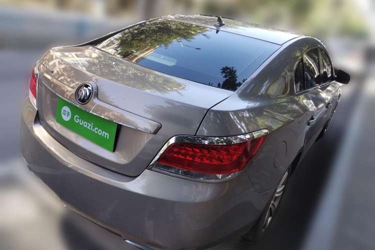 Used Buick LaCrosse 2010 2.4L Luxury Edition Rear Right 45 Deg