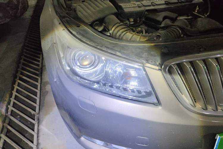 Used Buick LaCrosse 2010 2.4L Haoya Edition Right Front Headlight