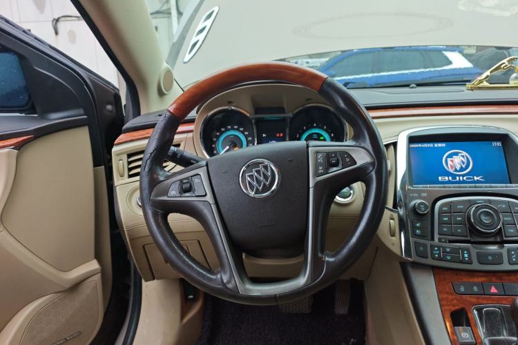 Used Buick LaCrosse 2010 3.0L Flagship Edition Steering Wheel