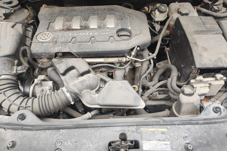 Used Buick LaCrosse 2010 2.4L Luxury Edition Engine Bay