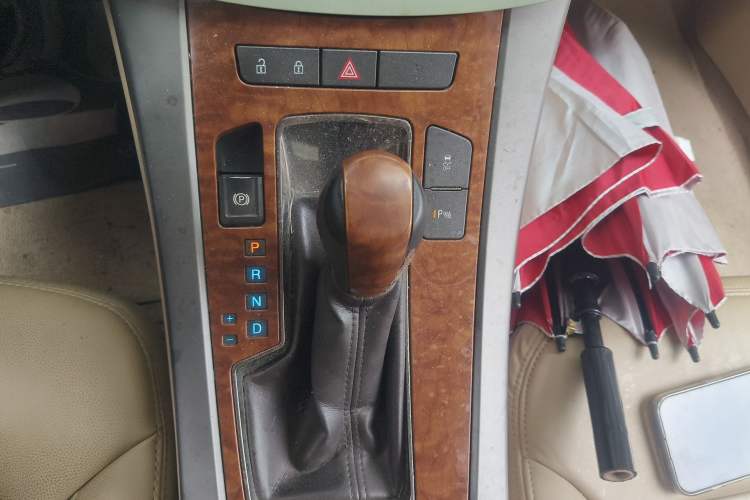Used Buick LaCrosse 2010 2.0T Comfort Edition Gear Lever
