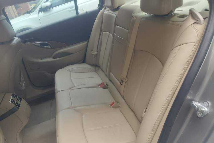 Used Buick LaCrosse 2010 2.0T Comfort Edition Left Rear Seat
