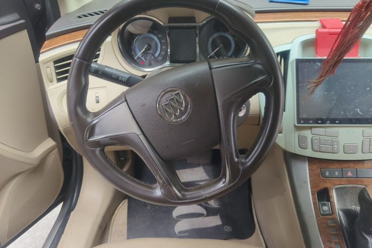 Used Buick LaCrosse 2010 2.0T Comfort Edition Steering Wheel
