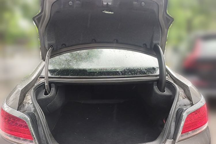 Used Buick LaCrosse 2010 2.0T Haoya Edition Trunk