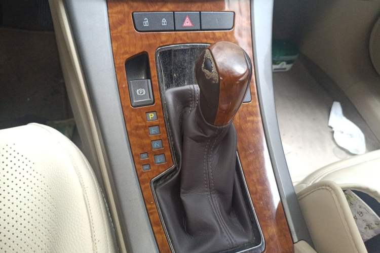 Used Buick LaCrosse 2010 2.0T Comfort Edition Gear Lever