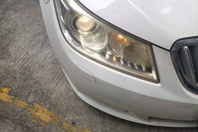 Used Buick LaCrosse 2010 2.0T Comfort Edition Right Front Headlight