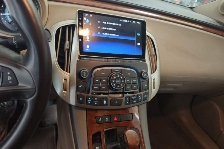 Used Buick LaCrosse 2010 2.4L Haoya Edition Audio And AC Panel