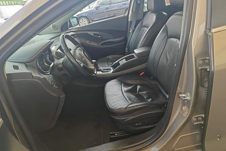 Used Buick LaCrosse 2010 2.0T Haoya Edition Left Front Seat