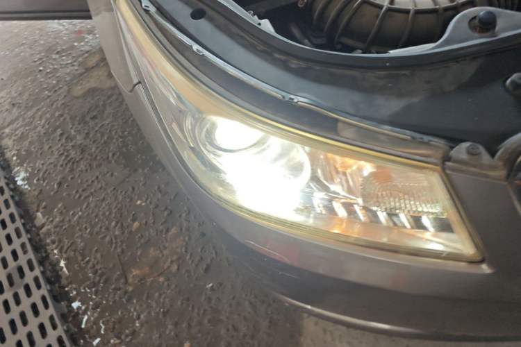 Used Buick LaCrosse 2010 2.4L Haoya Edition Right Front Headlight