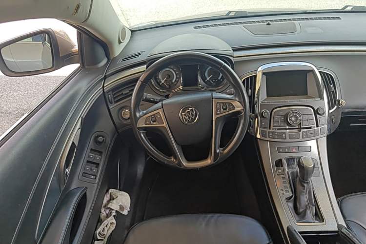 Used Buick LaCrosse 2010 2.0T Haoya Edition Steering Wheel