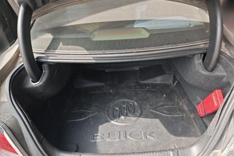 Used Buick LaCrosse 2010 2.4L Haoya Edition Trunk