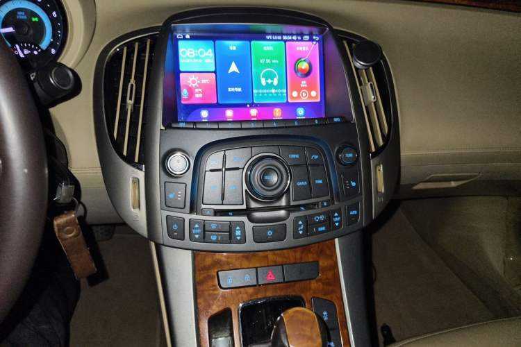 Used Buick LaCrosse 2011 2.4L SIDI Elegant Edition Audio And AC Panel