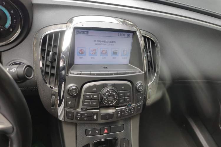 Used Buick LaCrosse 2011 2.0T Flagship Edition Audio And AC Panel