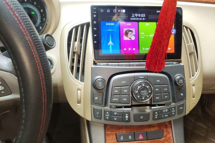 Used Buick LaCrosse 2011 2.4L SIDI Haoya Edition Audio And AC Panel