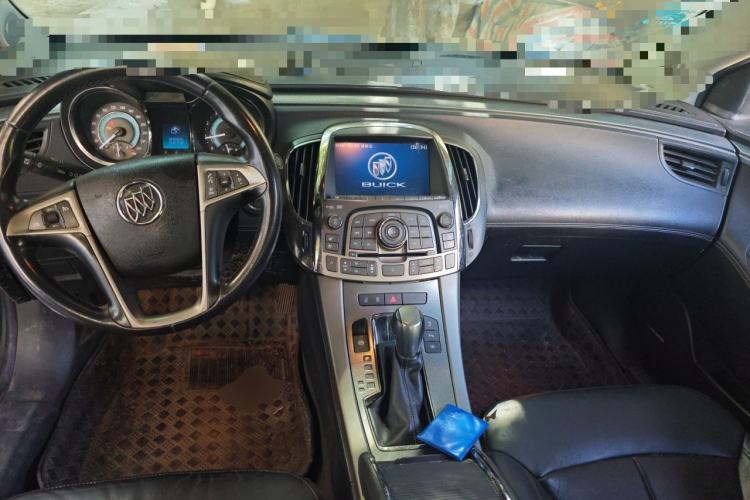 Used Buick LaCrosse 2011 2.0T Flagship Edition Center Console