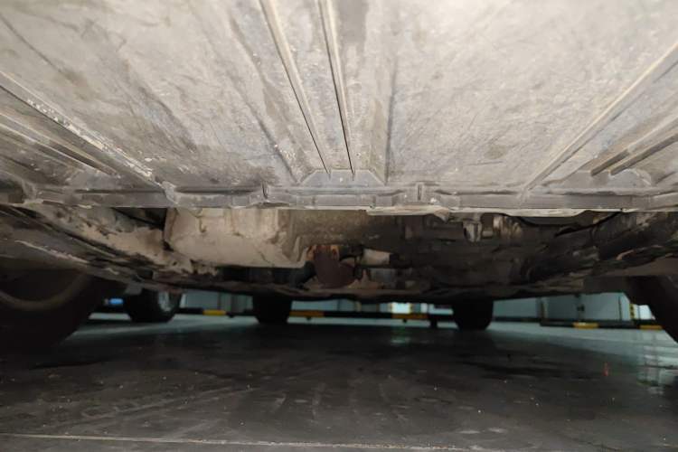 Used Buick LaCrosse 2011 2.4L SIDI Comfort Sunroof Version Chassis Front