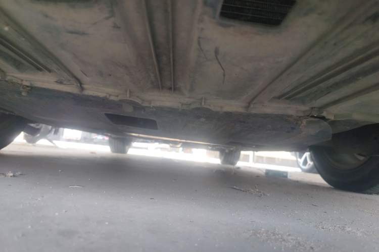 Used Buick LaCrosse 2011 2.4L SIDI Elegant Edition Chassis Front