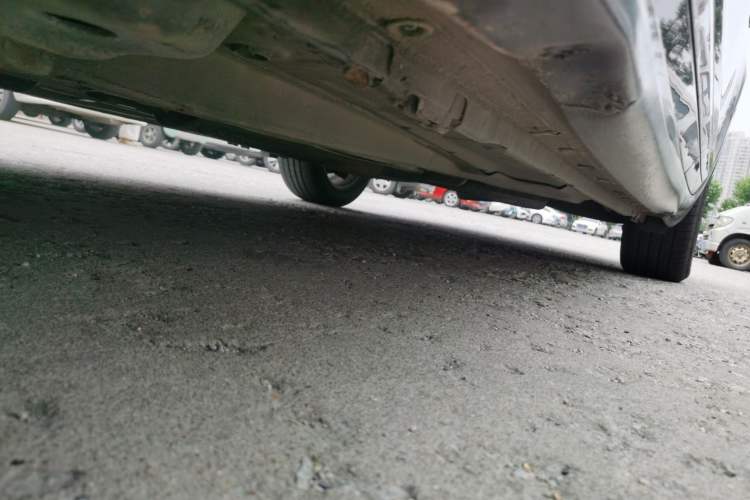 Used Buick LaCrosse 2011 2.4L SIDI Haoya Edition Chassis Front Left
