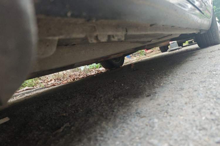 Used Buick LaCrosse 2011 2.4L SIDI Elegant Edition Chassis Front Left