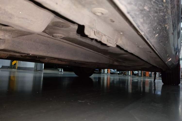 Used Buick LaCrosse 2011 2.4L SIDI Elegant Edition Chassis Front Left