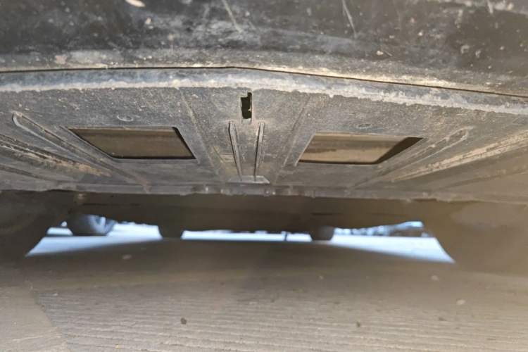 Used Buick LaCrosse 2011 2.4L SIDI Elegant Edition Chassis Front