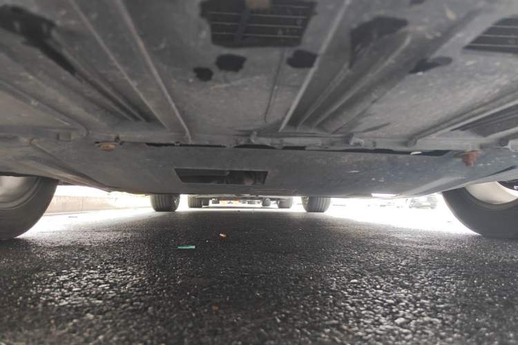 Used Buick LaCrosse 2011 2.4L SIDI Elegant Edition Chassis Front