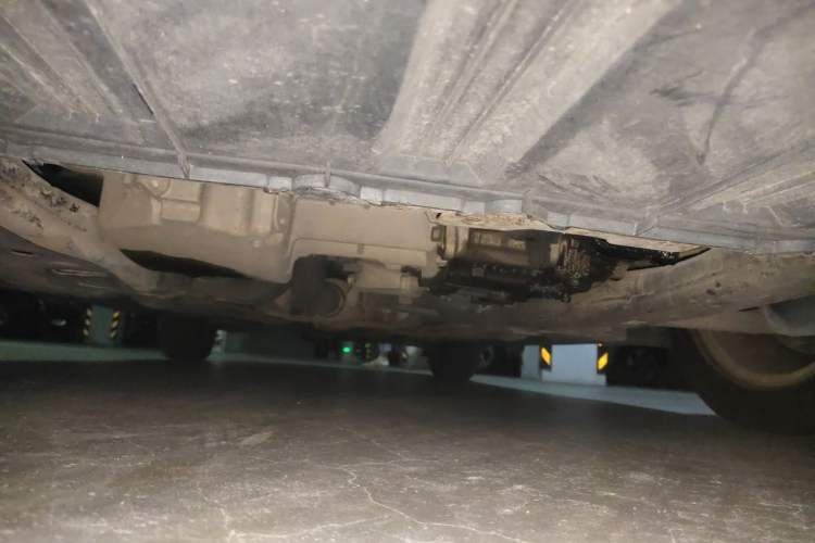 Used Buick LaCrosse 2011 2.4L SIDI Elegant Edition Chassis Front