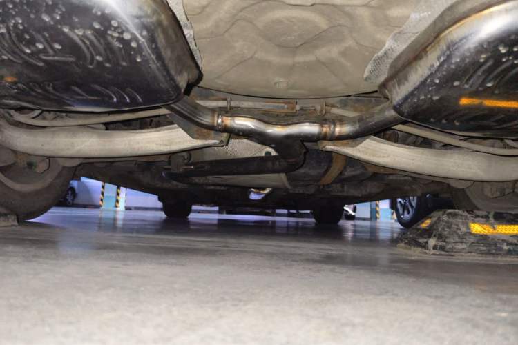 Used Buick LaCrosse 2011 2.4L SIDI Elegant Edition Chassis Rear