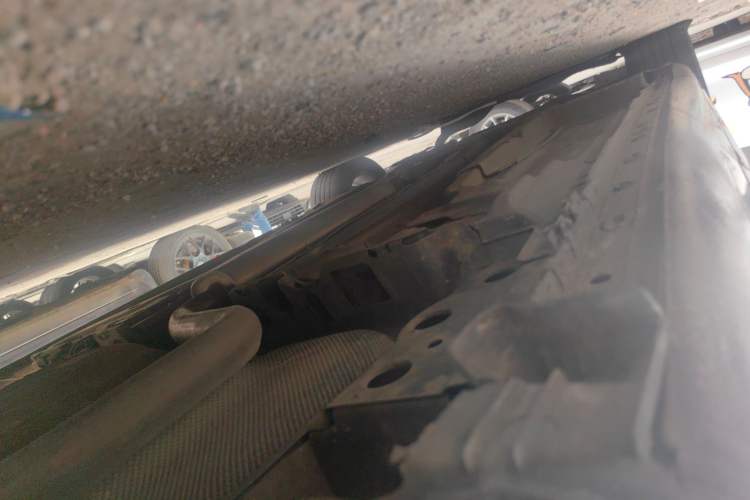 Used Buick LaCrosse 2011 2.4L SIDI Elegant Edition Chassis Rear Left