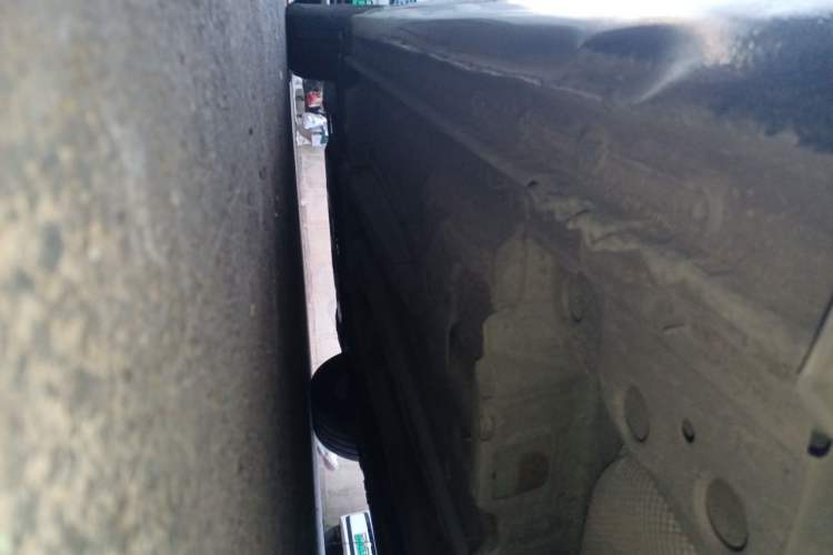 Used Buick LaCrosse 2011 2.4L SIDI Elegant Edition Chassis Rear Left