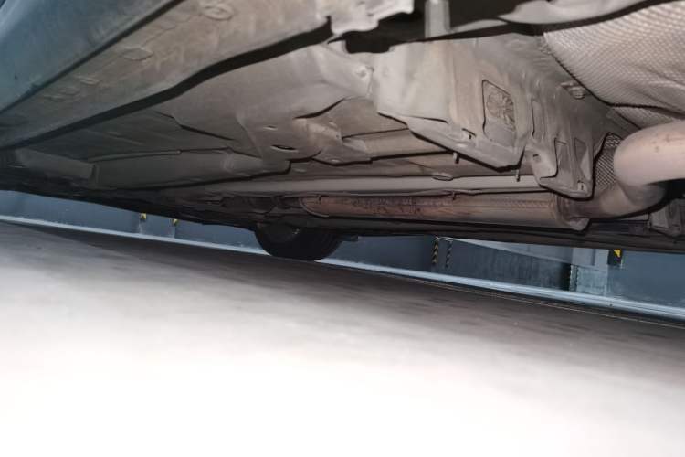 Used Buick LaCrosse 2011 2.4L SIDI Luxury Edition Chassis Rear Left