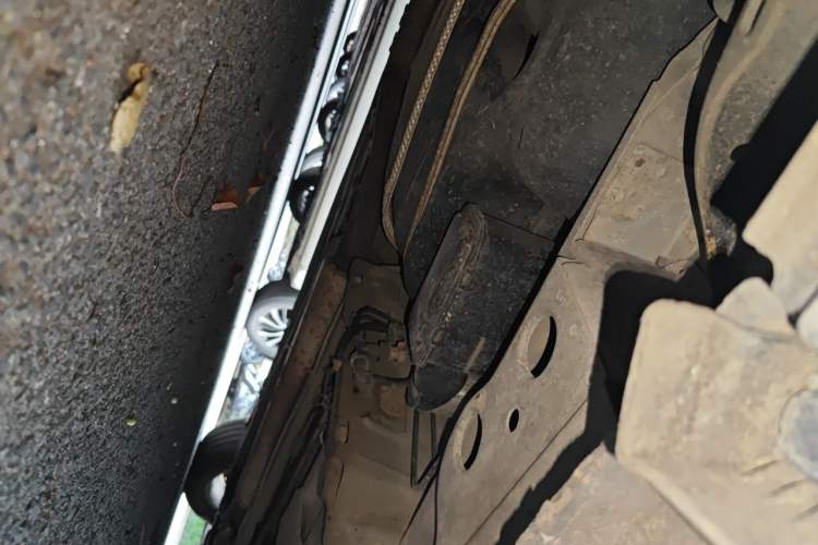 Used Buick LaCrosse 2011 2.4L SIDI Comfort Sunroof Version Chassis Rear Right