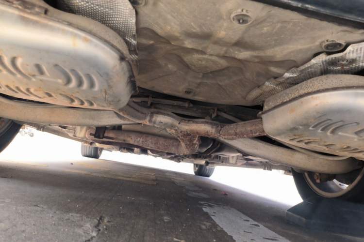 Used Buick LaCrosse 2011 2.4L SIDI Elegant Edition Chassis Rear