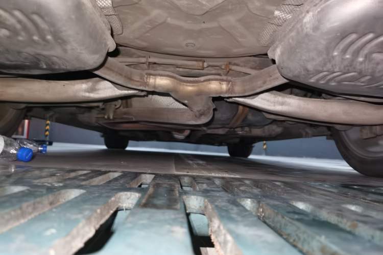 Used Buick LaCrosse 2011 2.4L SIDI Luxury Edition Chassis Rear