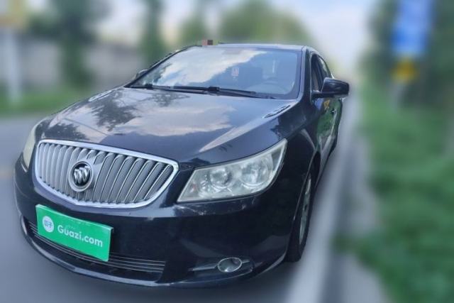 Używany Buick LaCrosse 2011 2.4L SIDI Elegant Edition