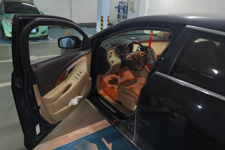 Used Buick LaCrosse 2011 2.4L SIDI Haoya Edition Driver Seat