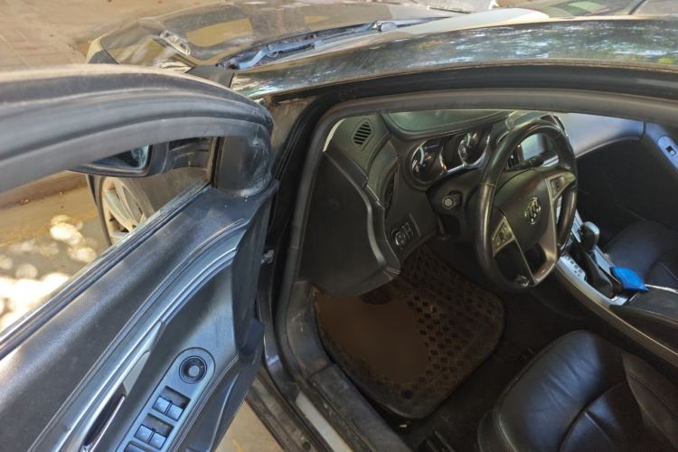 Used Buick LaCrosse 2011 2.0T Flagship Edition Driver Seat