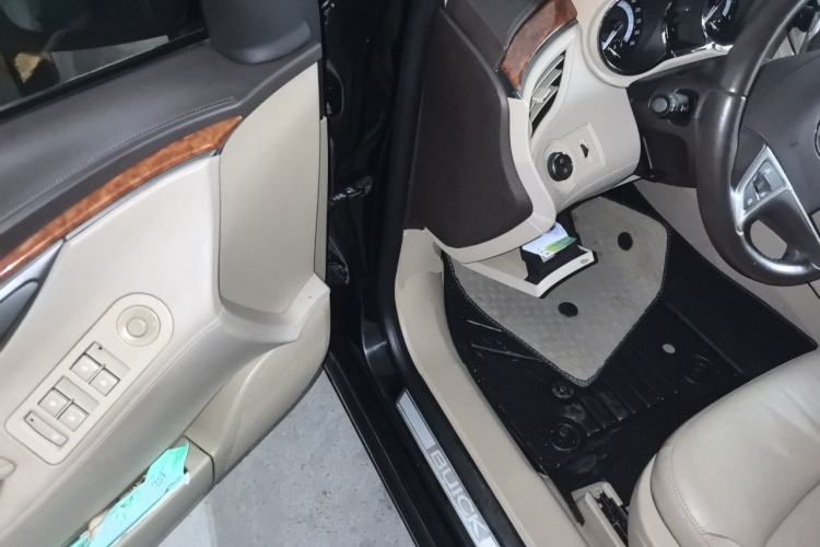 Used Buick LaCrosse 2011 2.4L SIDI Haoya Edition Driver Seat