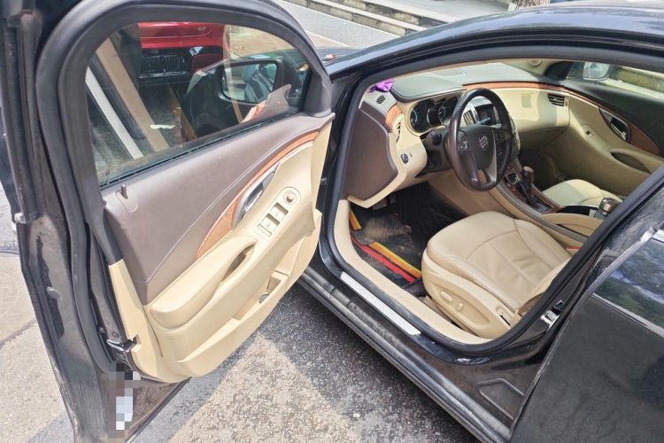 Used Buick LaCrosse 2011 2.4L SIDI Haoya Edition Driver Seat