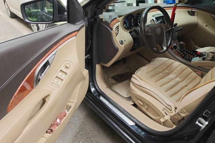Used Buick LaCrosse 2011 eAssist 2.4L Luxury Edition Driver Seat
