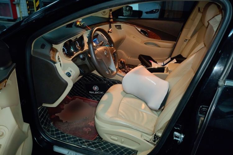 Used Buick LaCrosse 2011 2.4L SIDI Elegant Edition Driver Seat