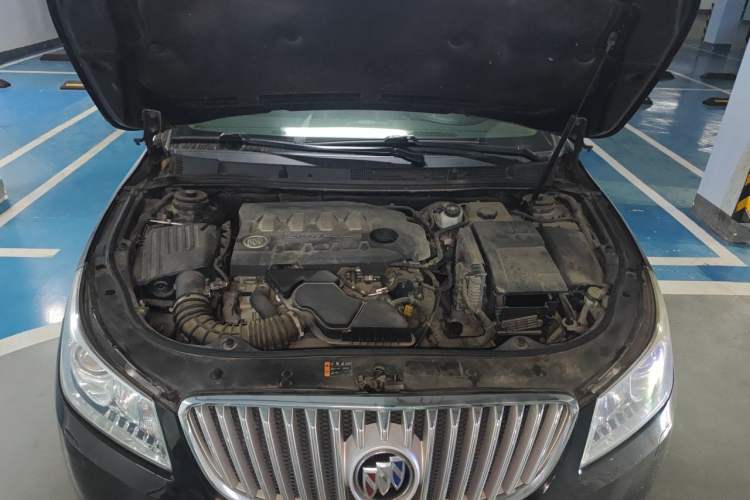 Used Buick LaCrosse 2011 2.4L SIDI Haoya Edition Engine Bay