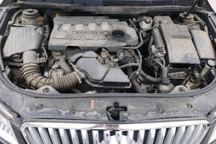 Used Buick LaCrosse 2011 2.4L SIDI Haoya Edition Engine Bay