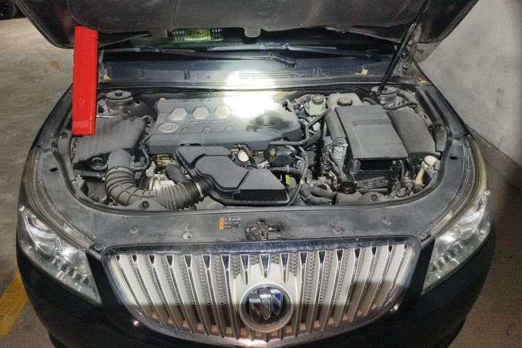 Used Buick LaCrosse 2011 2.4L SIDI Haoya Edition Engine Bay