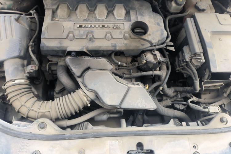 Used Buick LaCrosse 2011 2.4L SIDI Comfort Edition Engine Bay